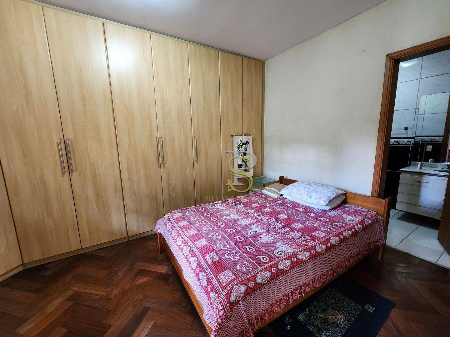 Casa de Condomínio à venda com 4 quartos, 600m² - Foto 17