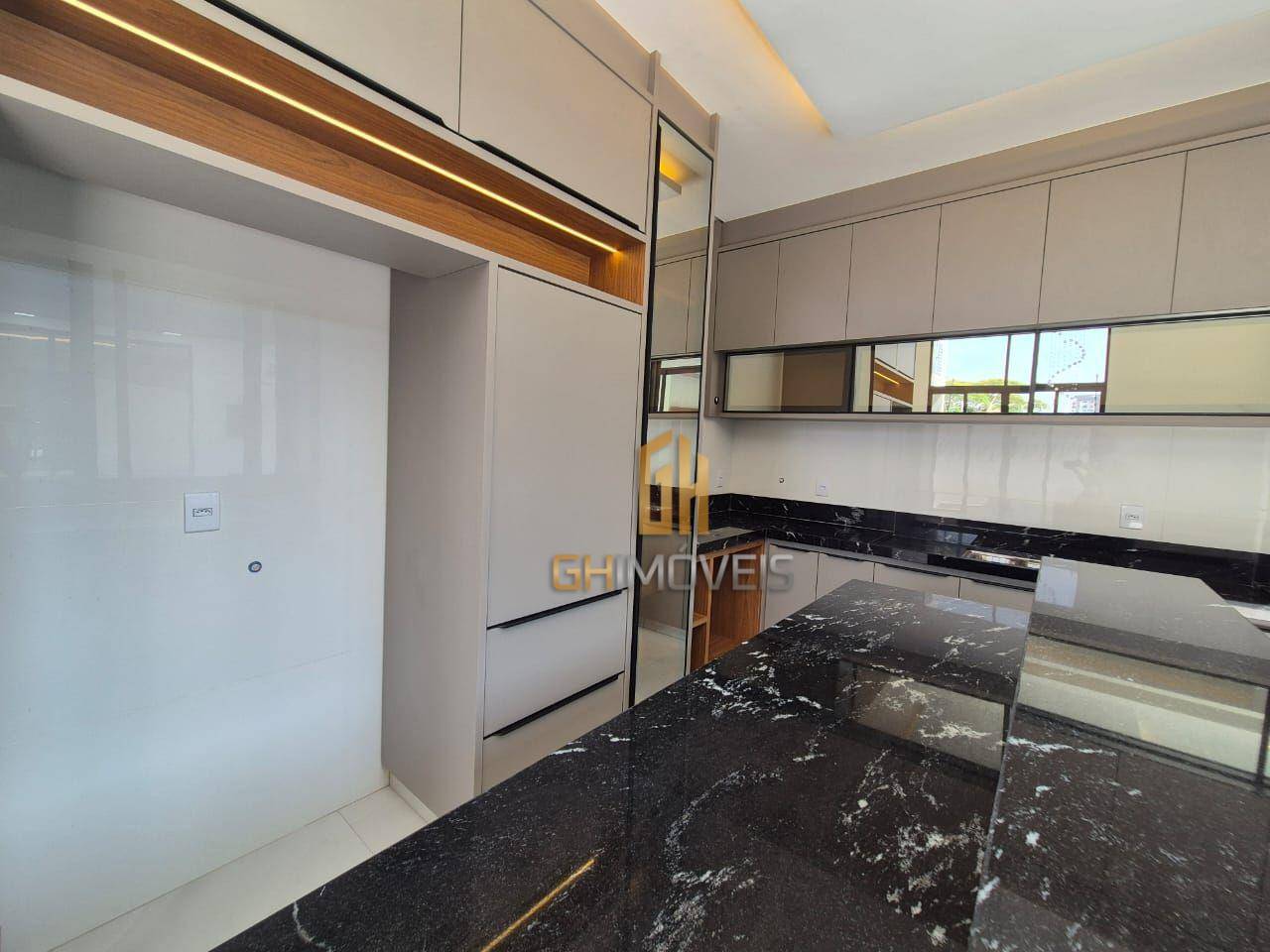 Casa à venda com 4 quartos, 230m² - Foto 39