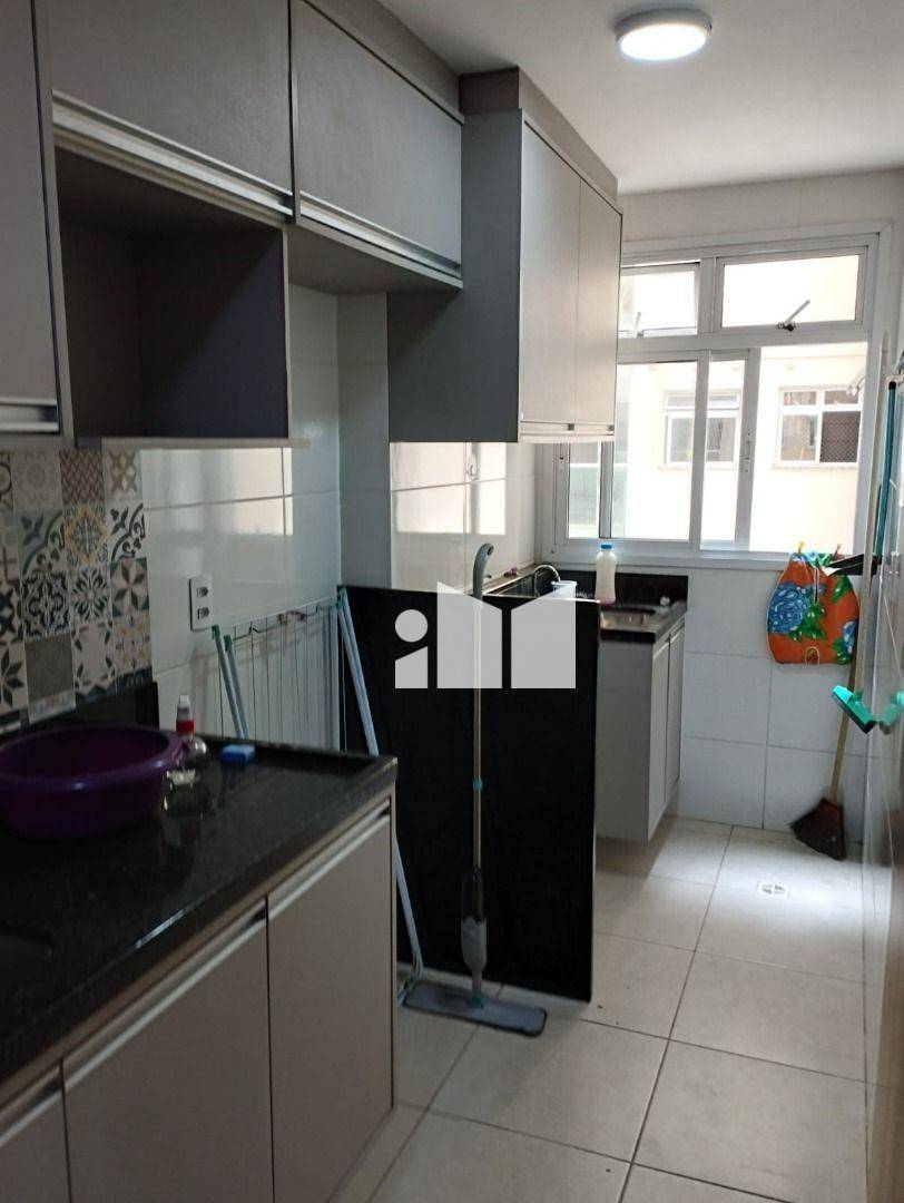 Apartamento à venda com 2 quartos, 65m² - Foto 18