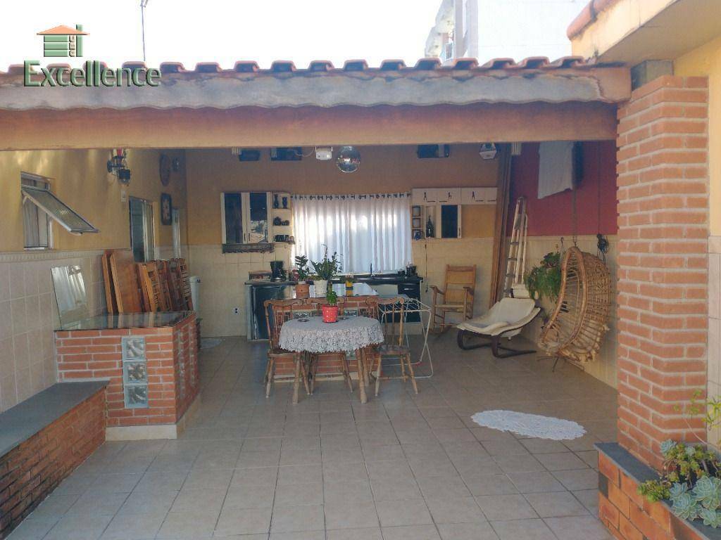 Casa à venda com 3 quartos, 380m² - Foto 109