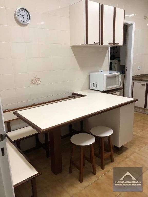 Apartamento à venda com 3 quartos, 176m² - Foto 2