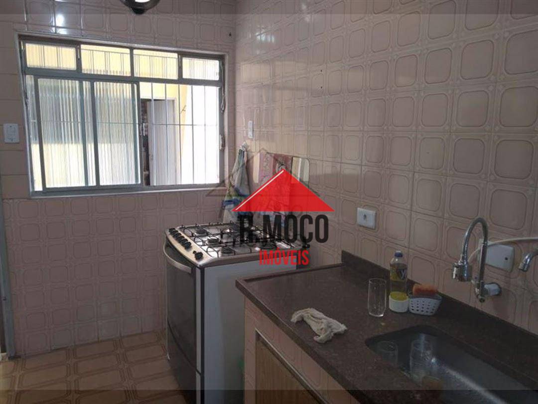 Casa à venda com 3 quartos, 300m² - Foto 14