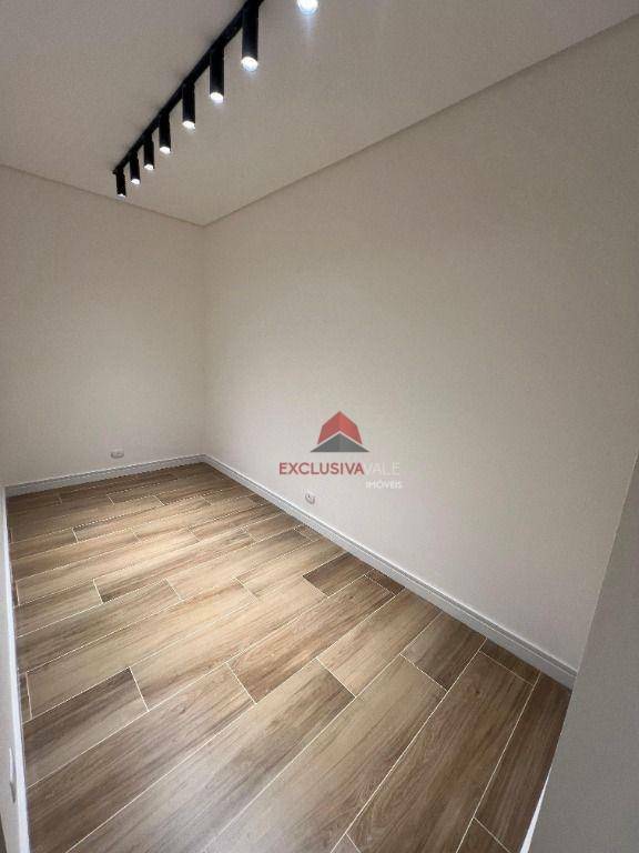 Casa de Condomínio à venda com 4 quartos, 250m² - Foto 14