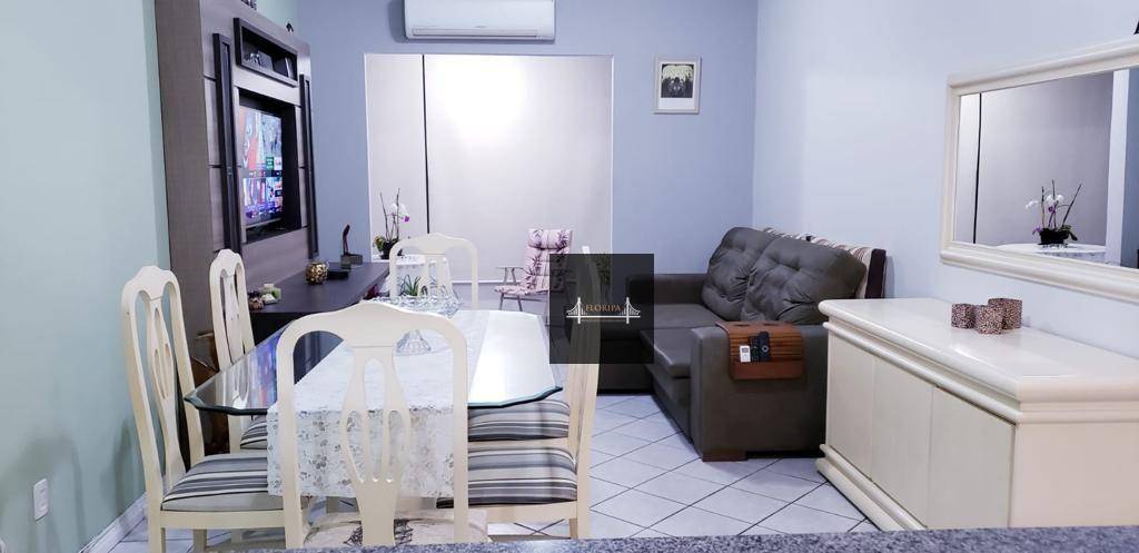 Apartamento à venda com 2 quartos, 77m² - Foto 1