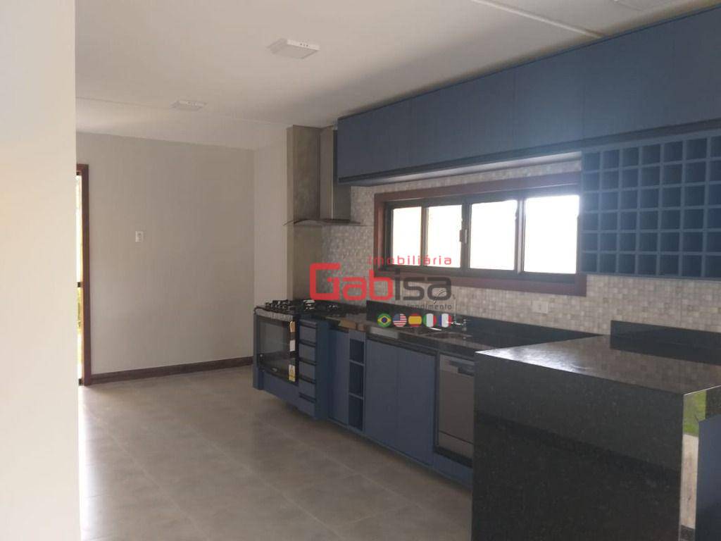 Casa de Condomínio à venda com 4 quartos, 252m² - Foto 5