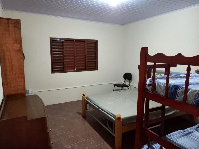 Casa à venda com 2 quartos, 70m² - Foto 11