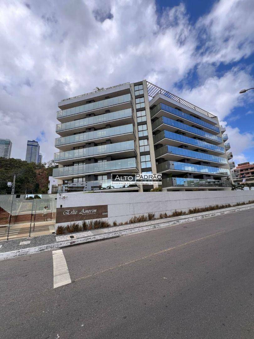 Apartamento à venda com 4 quartos, 234m² - Foto 1