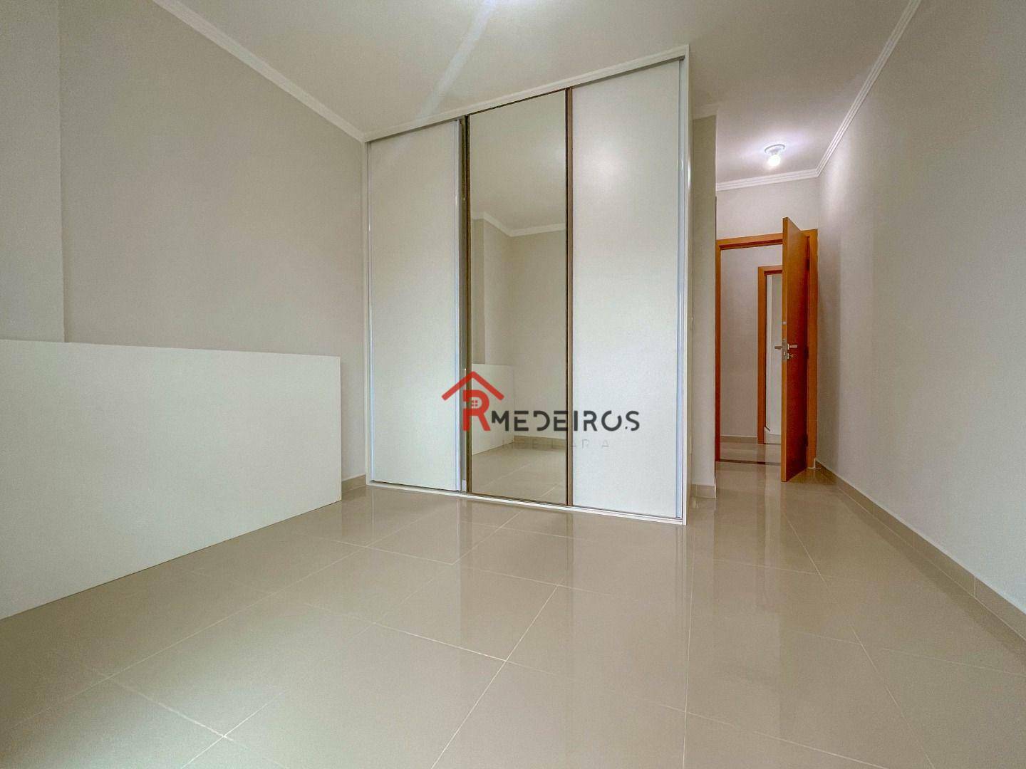 Apartamento à venda com 3 quartos, 114m² - Foto 10