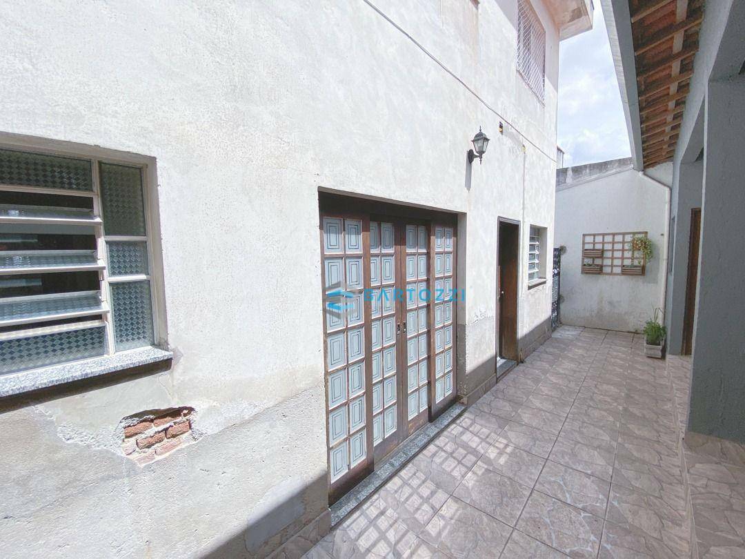 Sobrado à venda com 4 quartos, 270m² - Foto 21