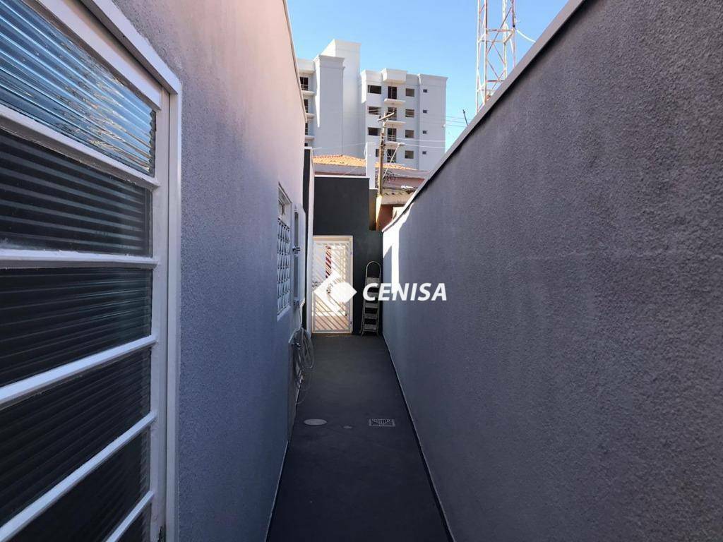 Casa à venda com 3 quartos, 160m² - Foto 7