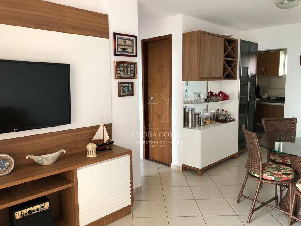 Apartamento para alugar com 2 quartos, 72m² - Foto 2