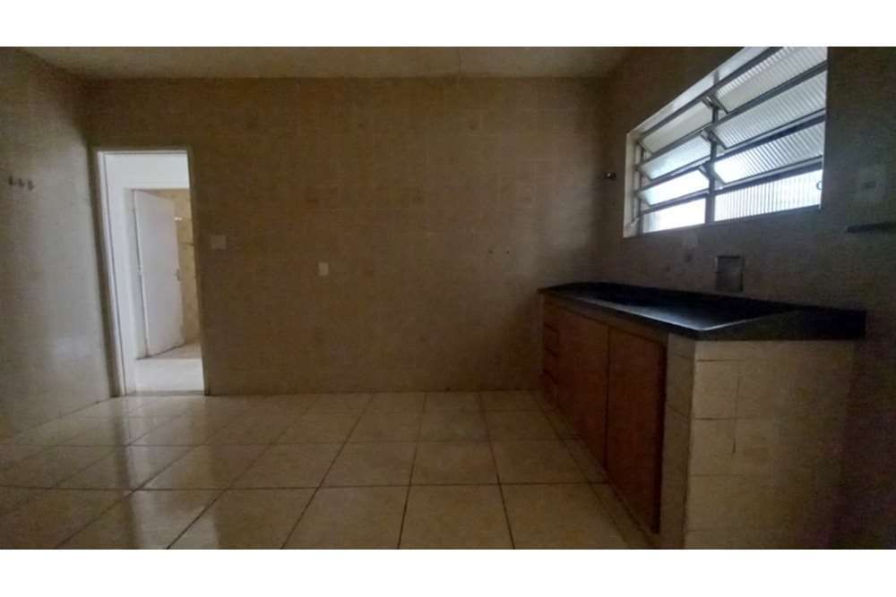 Casa de Condomínio à venda com 2 quartos, 180m² - Foto 23