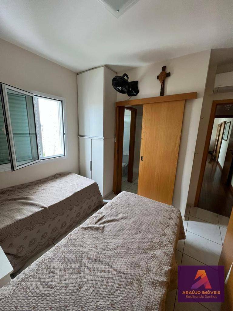 Apartamento à venda com 3 quartos, 107m² - Foto 4