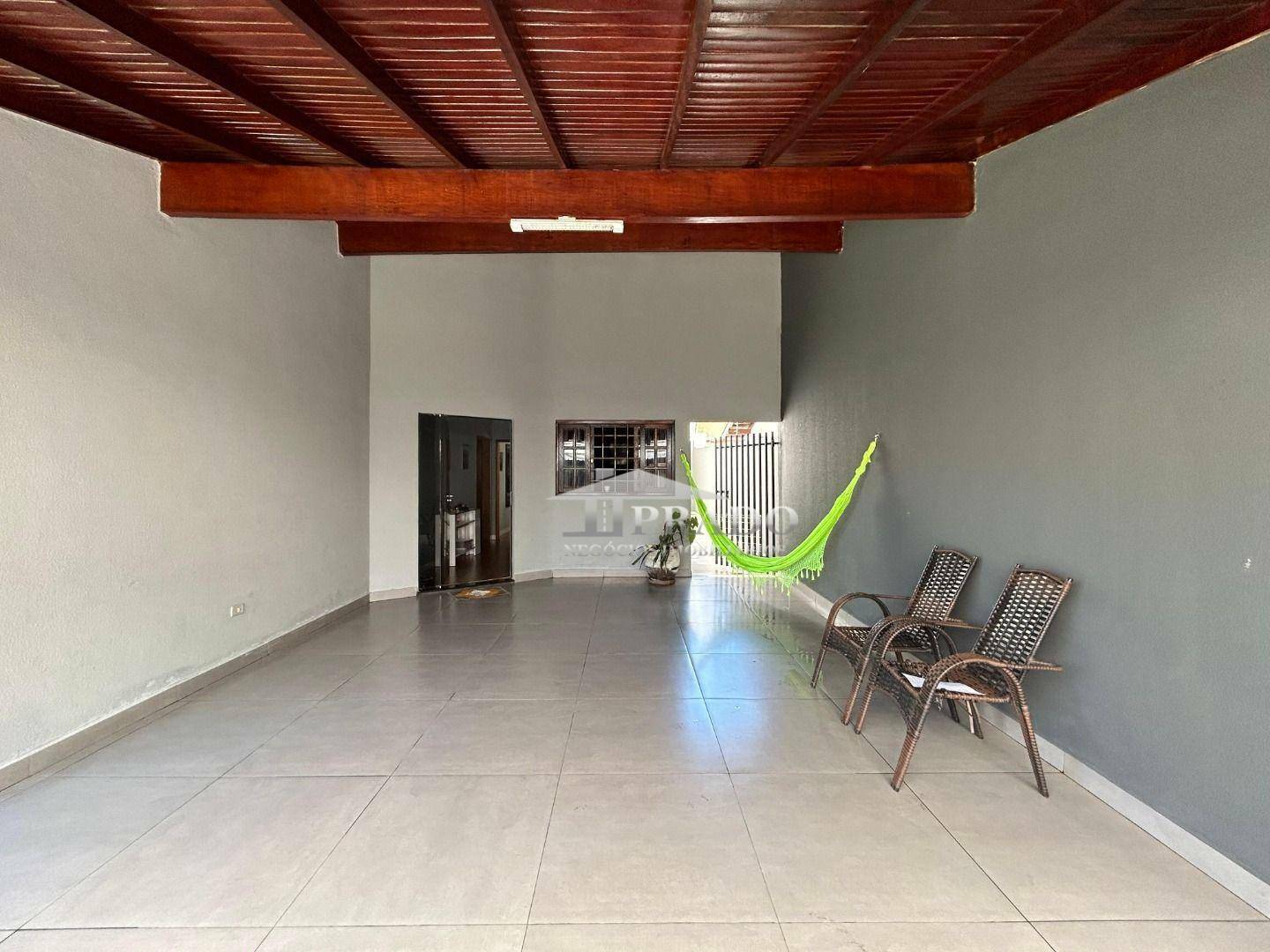 Casa à venda com 3 quartos, 227m² - Foto 3