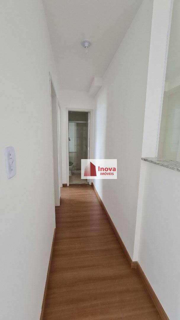 Apartamento para alugar com 2 quartos, 55m² - Foto 11