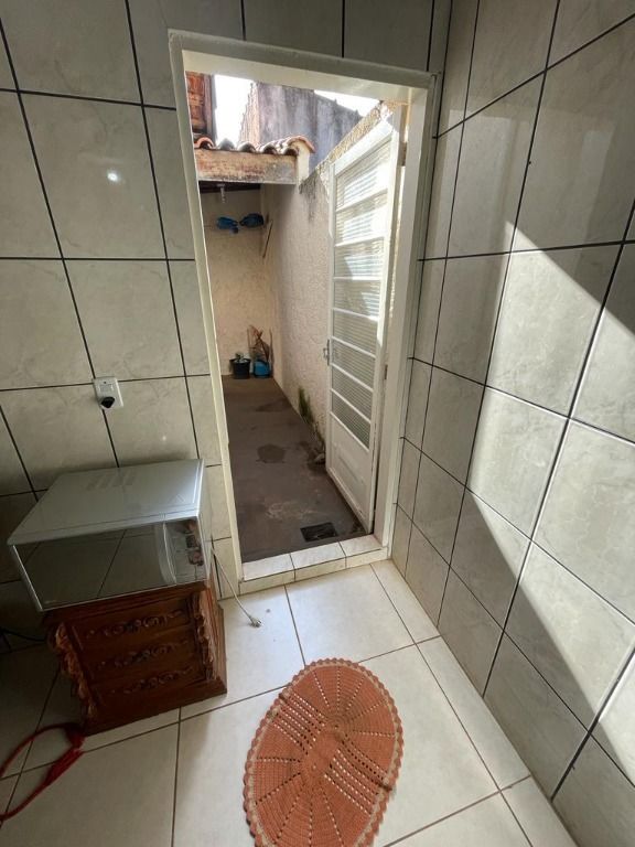 Casa à venda com 3 quartos, 170m² - Foto 9