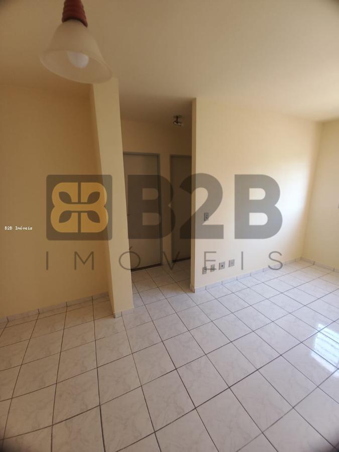 Apartamento à venda com 2 quartos, 55m² - Foto 2