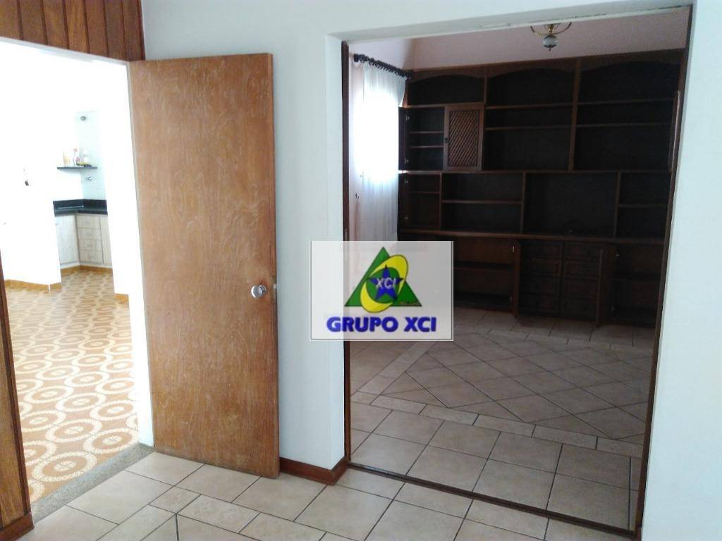 Casa à venda com 3 quartos, 172m² - Foto 40