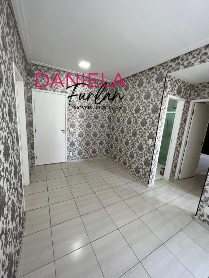 Apartamento à venda com 2 quartos, 46m² - Foto 2