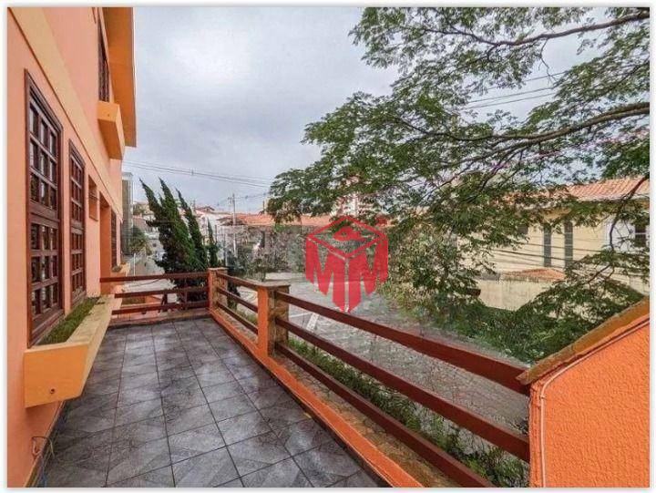 Sobrado à venda e aluguel com 3 quartos, 315m² - Foto 4