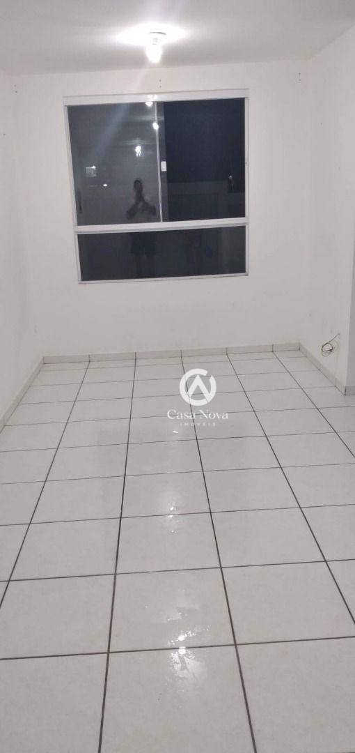 Apartamento à venda com 2 quartos, 45m² - Foto 6