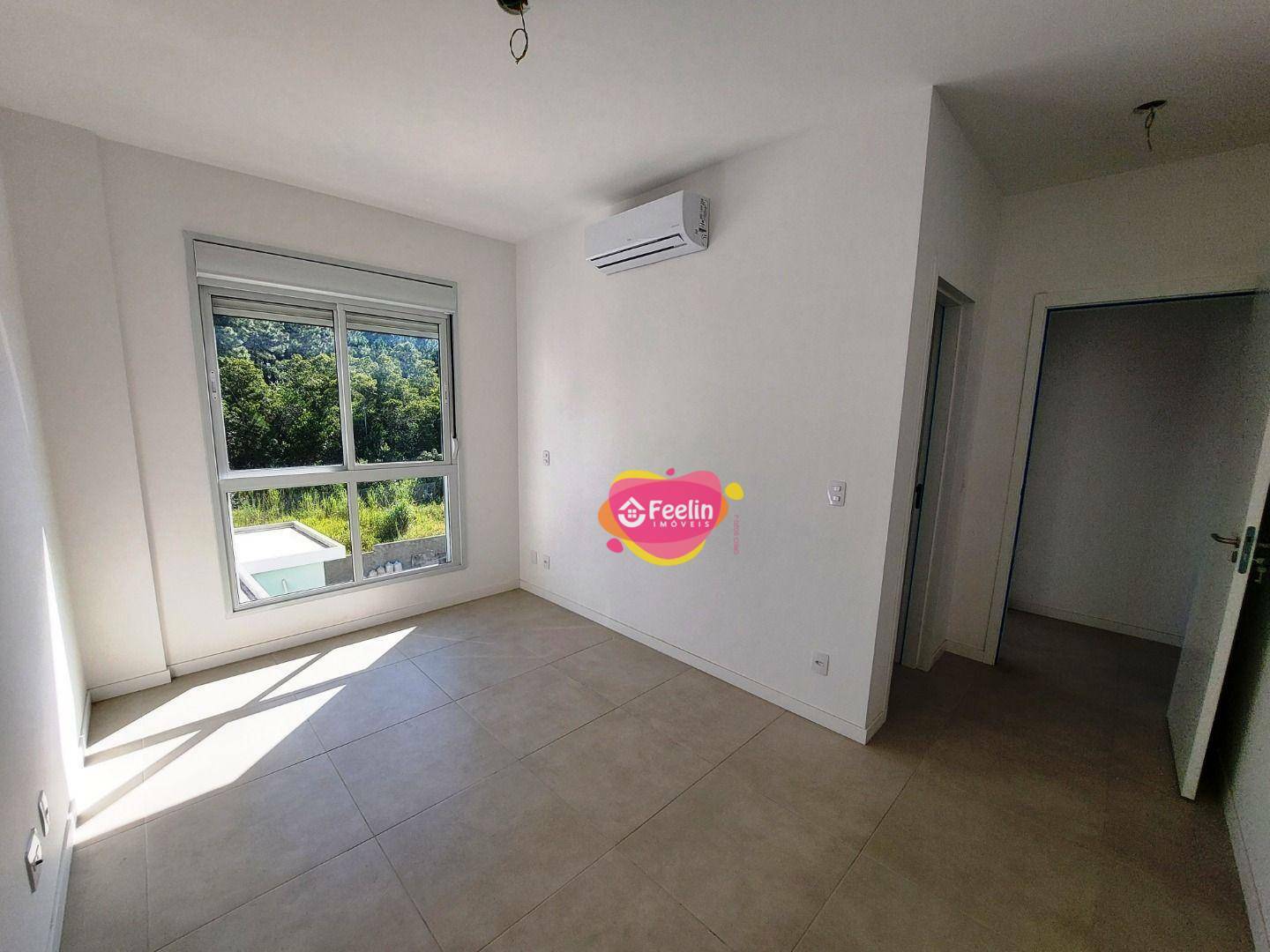 Apartamento para alugar com 3 quartos, 84m² - Foto 13