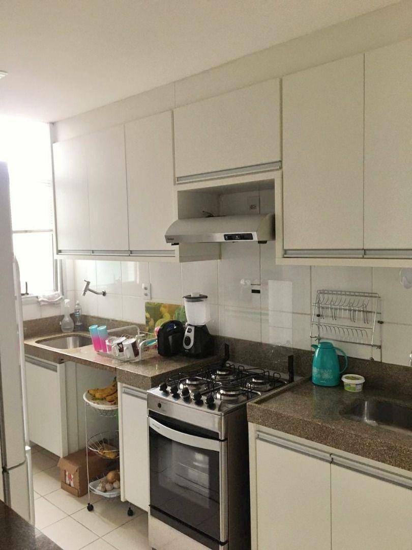 Apartamento à venda com 3 quartos, 123m² - Foto 9