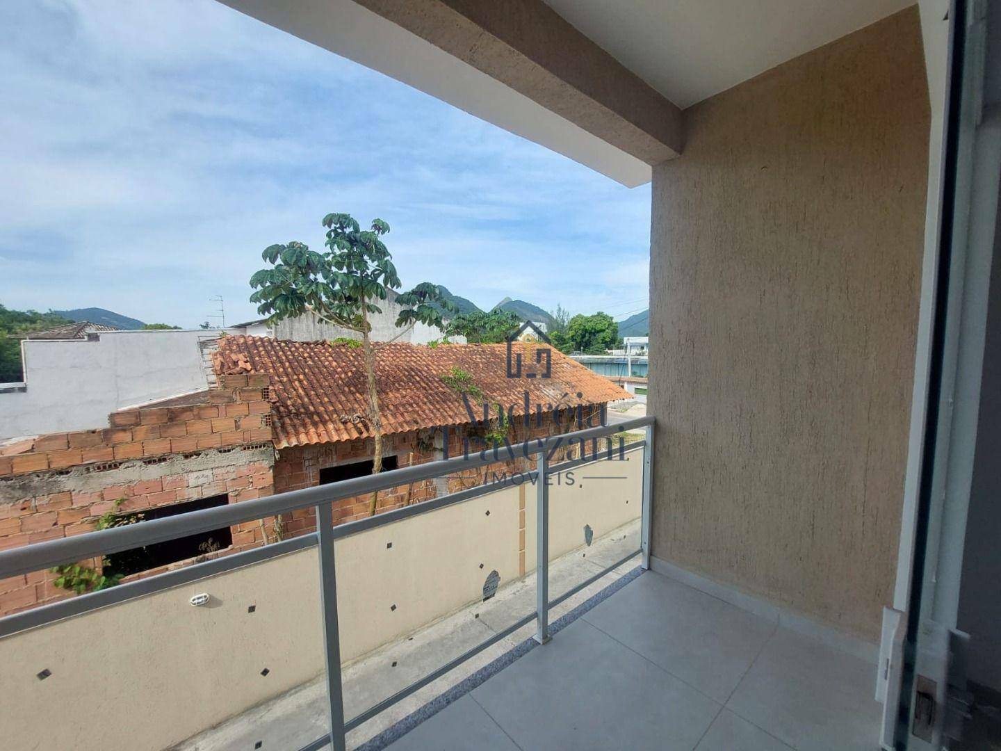 Casa à venda com 2 quartos, 75m² - Foto 17