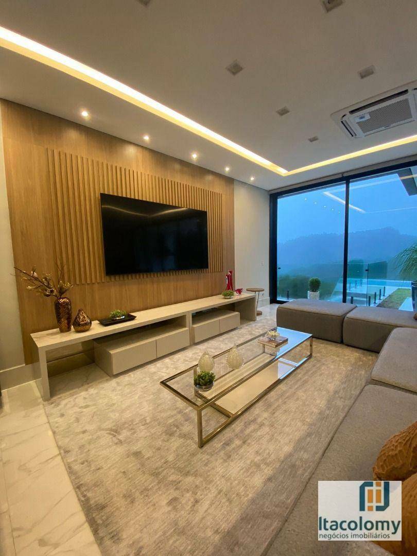 Casa de Condomínio à venda com 4 quartos, 472m² - Foto 62