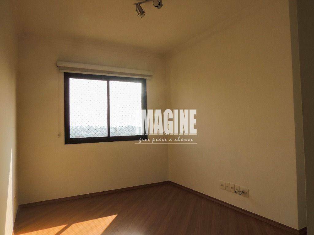 Apartamento à venda com 4 quartos, 170m² - Foto 11