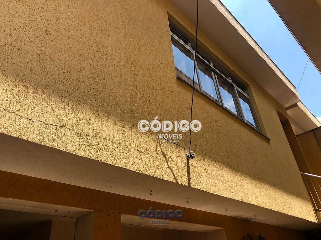 Sobrado à venda com 3 quartos, 200m² - Foto 7