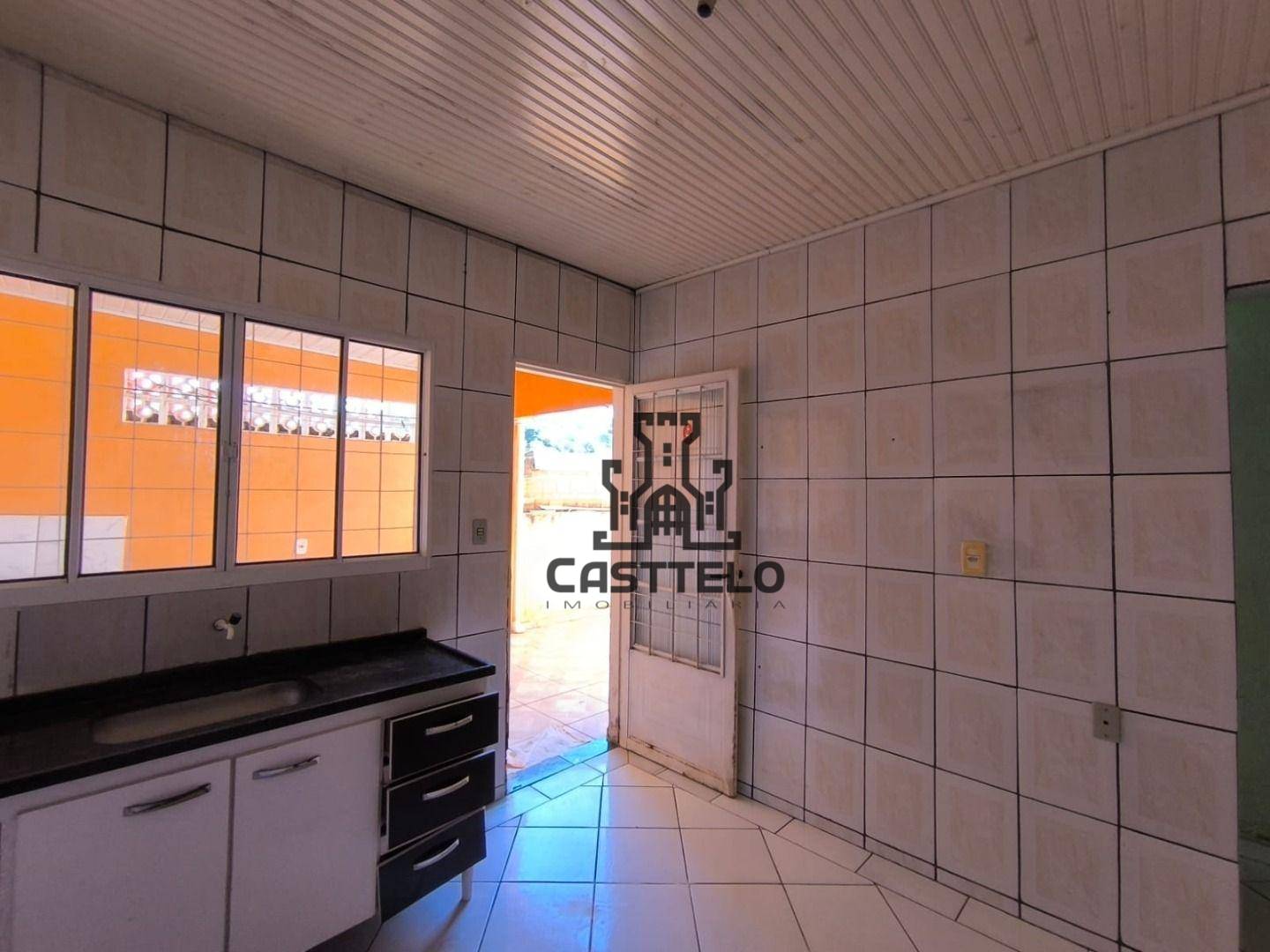 Casa à venda com 2 quartos, 85m² - Foto 12