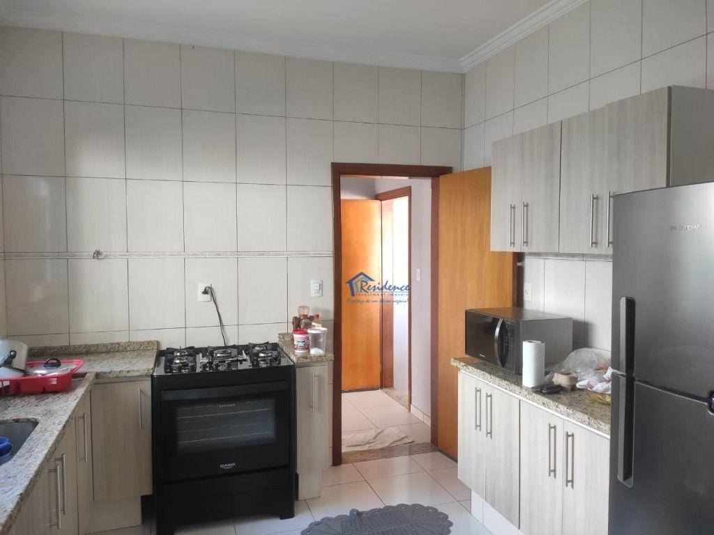 Casa à venda com 3 quartos, 165m² - Foto 5