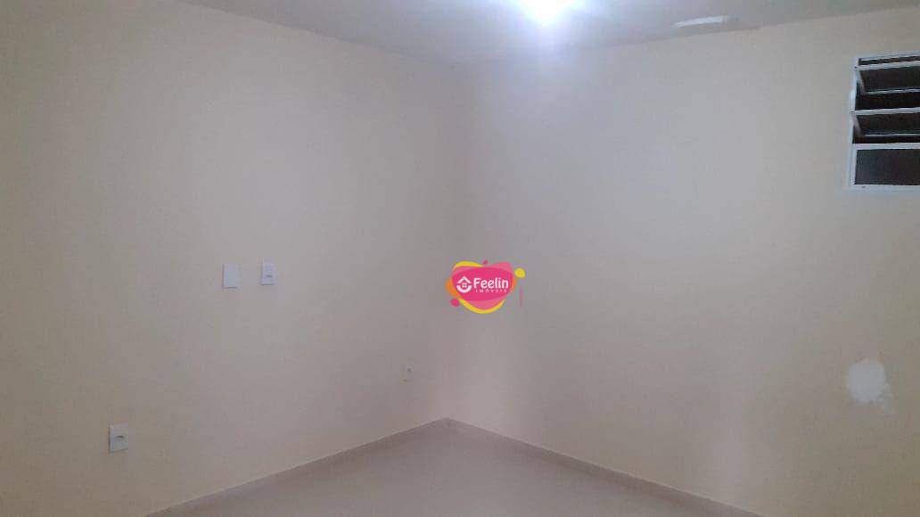 Casa para alugar com 2 quartos, 90m² - Foto 15