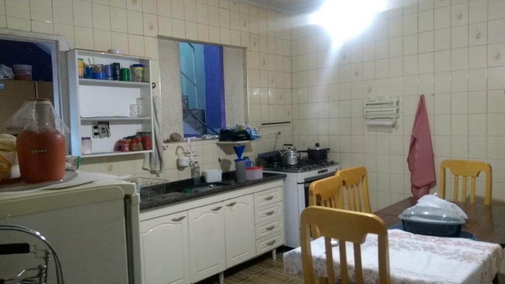 Sobrado à venda com 4 quartos, 130m² - Foto 4