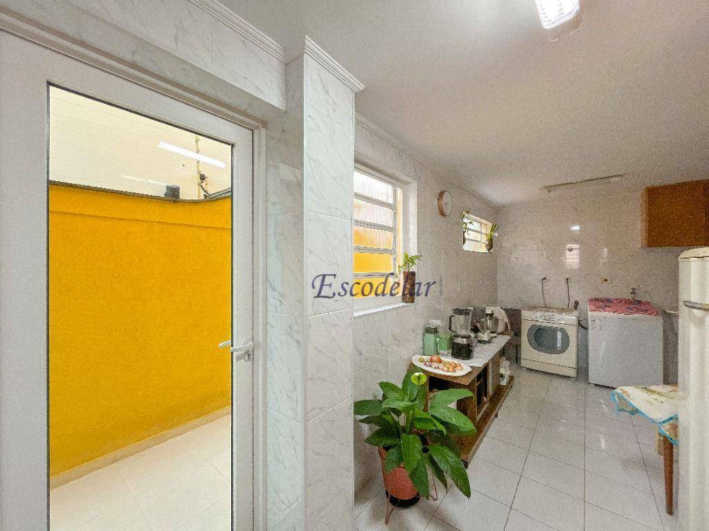 Sobrado à venda com 4 quartos, 500m² - Foto 63