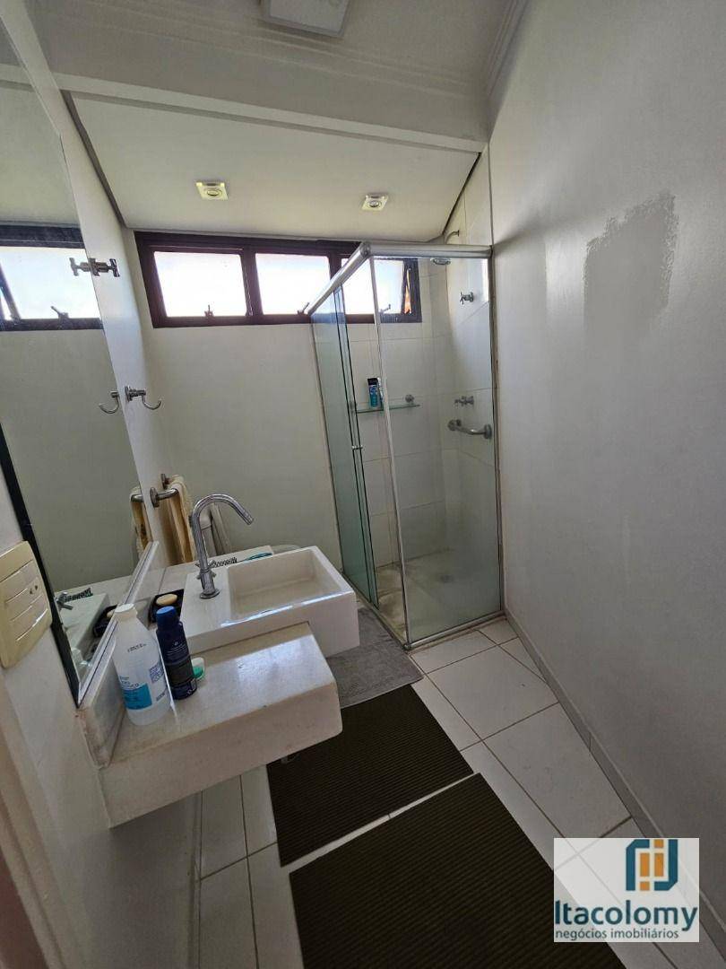 Apartamento à venda com 3 quartos, 210m² - Foto 15