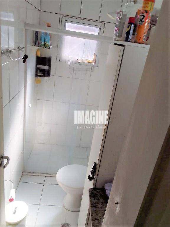 Sobrado à venda com 2 quartos, 74m² - Foto 12