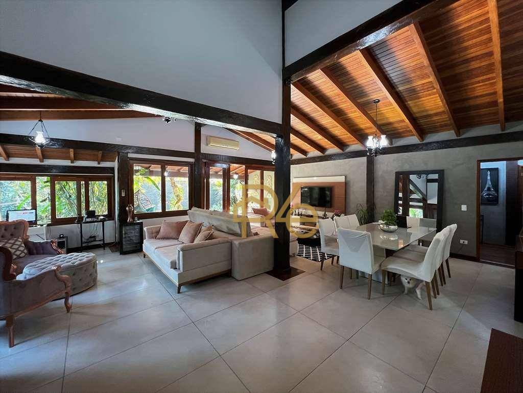 Casa de Condomínio à venda com 4 quartos, 320m² - Foto 11