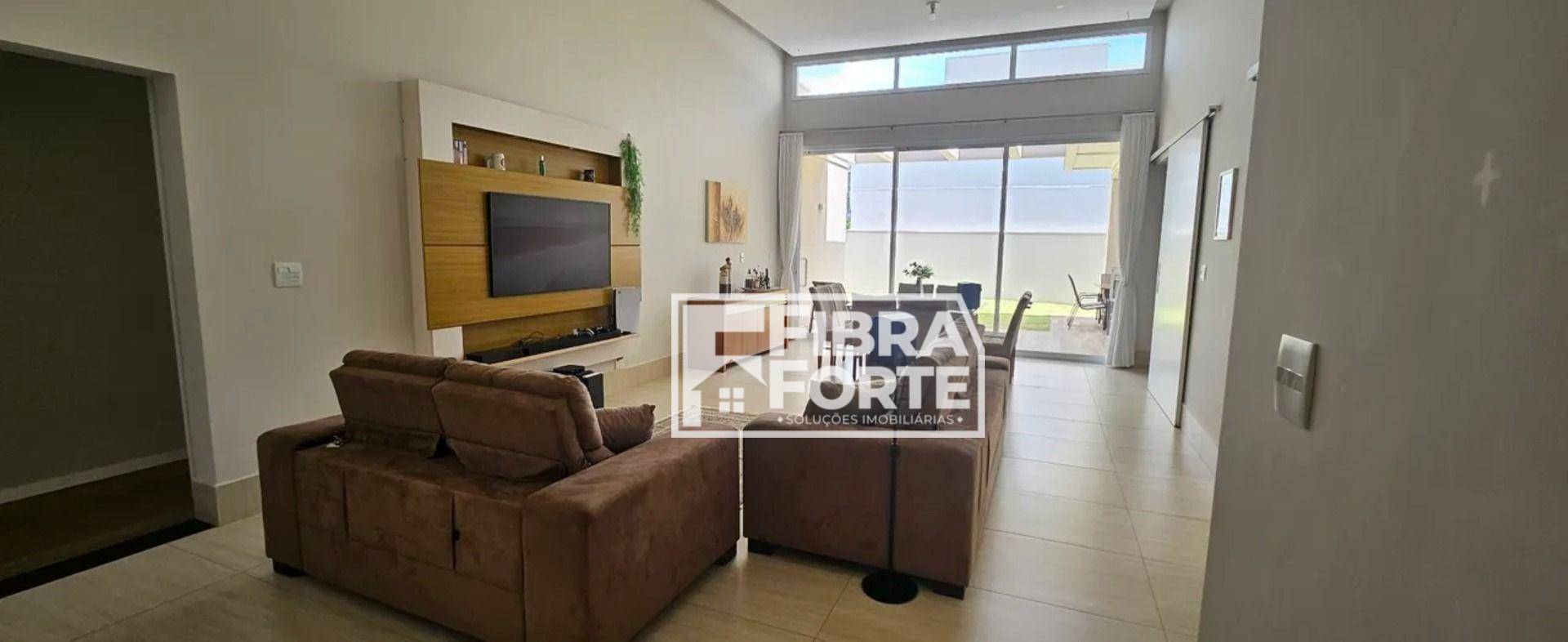 Casa de Condomínio para alugar com 3 quartos, 265m² - Foto 4