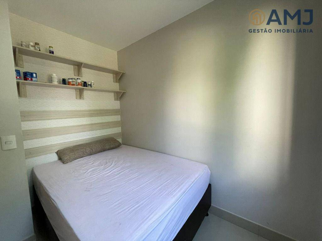 Apartamento para alugar com 3 quartos, 79m² - Foto 11