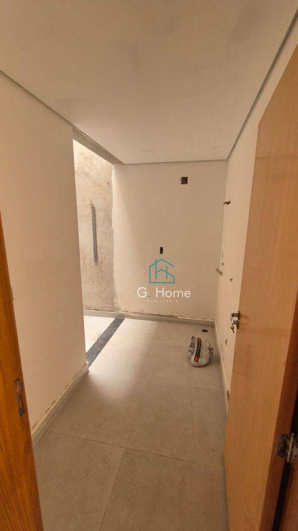 Casa à venda com 3 quartos, 120m² - Foto 2