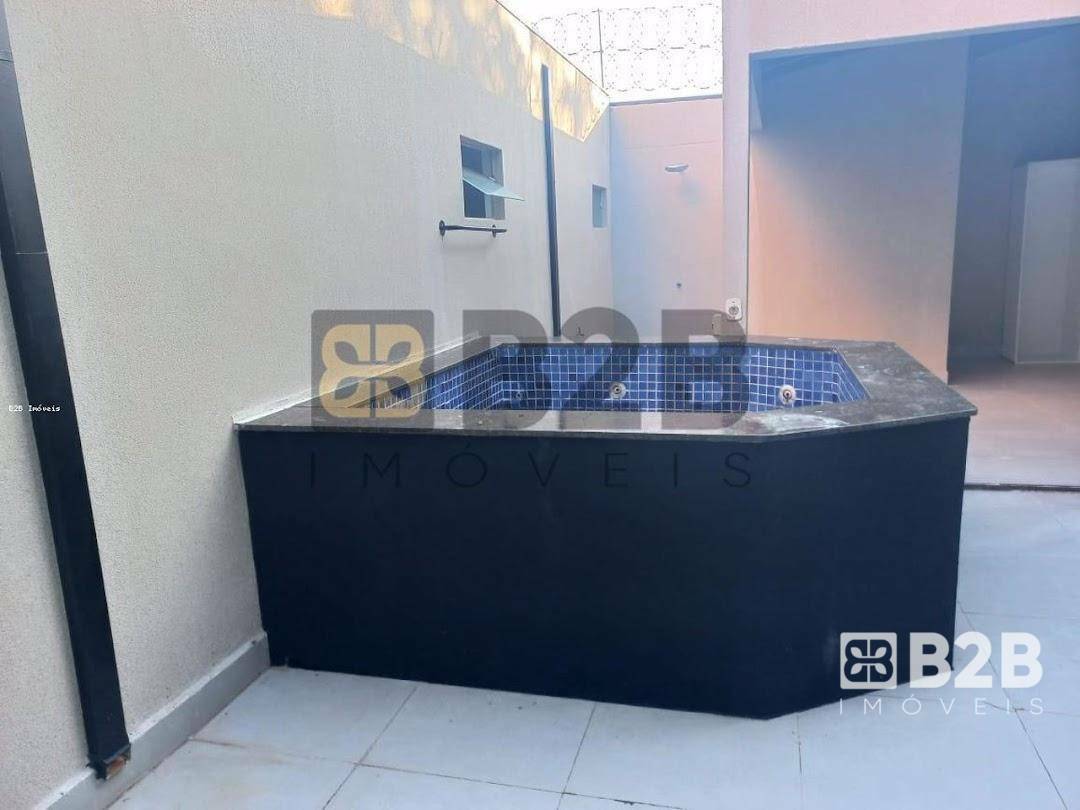 Casa à venda com 3 quartos, 250m² - Foto 39