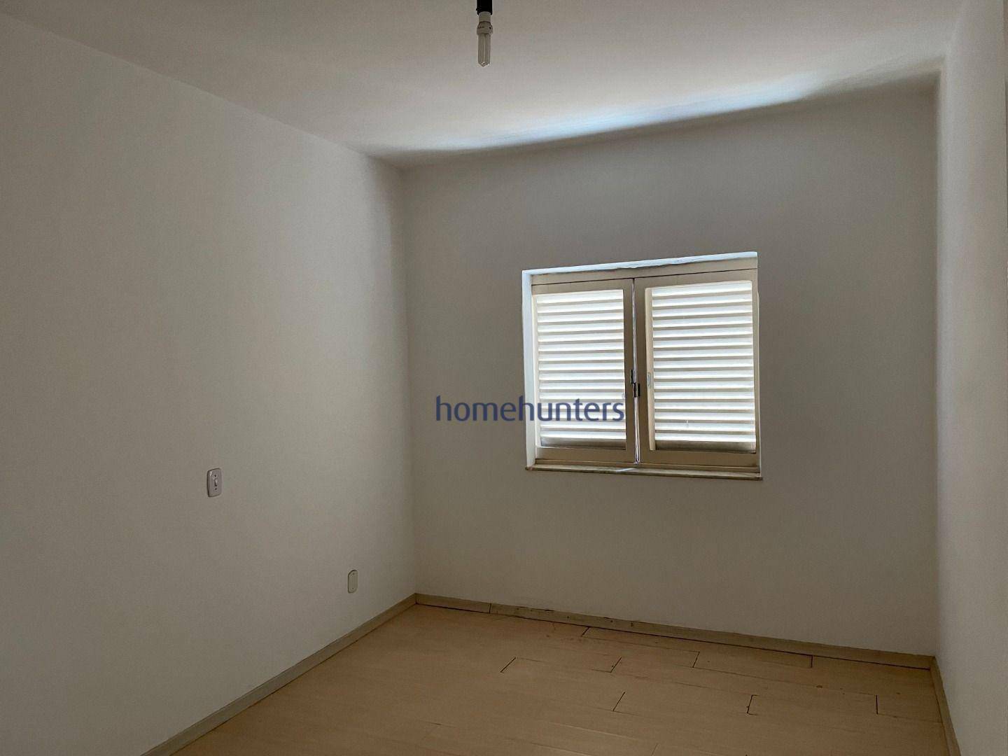 Apartamento para alugar com 3 quartos, 190m² - Foto 12