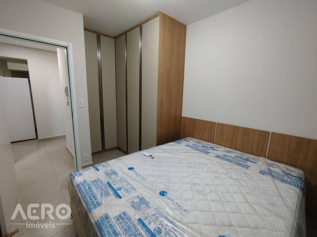 Apartamento para alugar com 1 quarto, 50m² - Foto 8