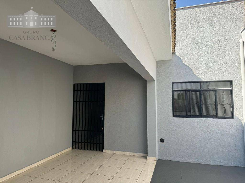 Casa à venda com 2 quartos, 90m² - Foto 14