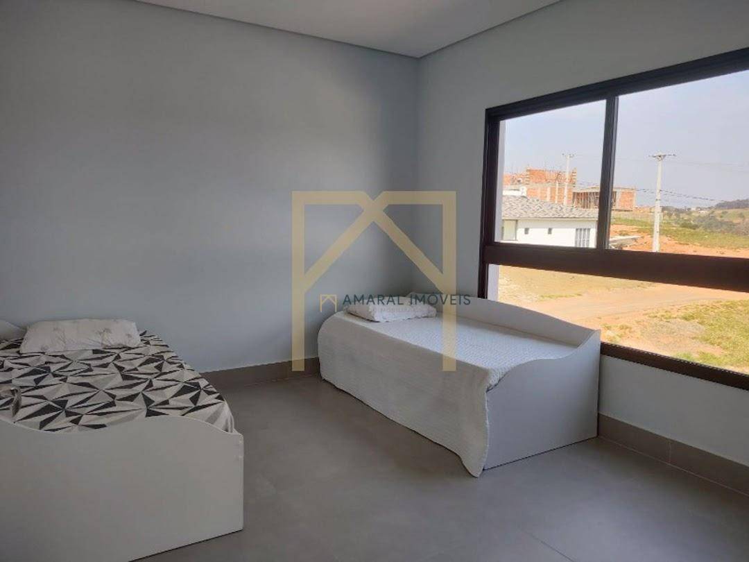 Casa à venda com 4 quartos, 258m² - Foto 7