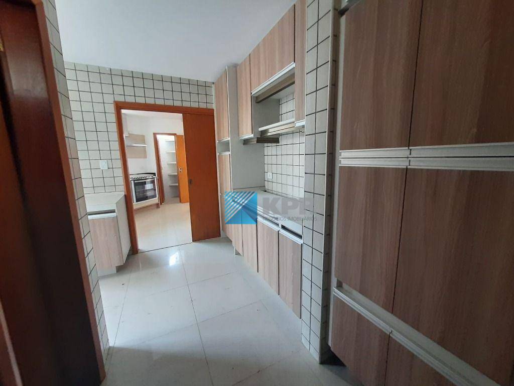 Casa de Condomínio à venda com 3 quartos, 360m² - Foto 25