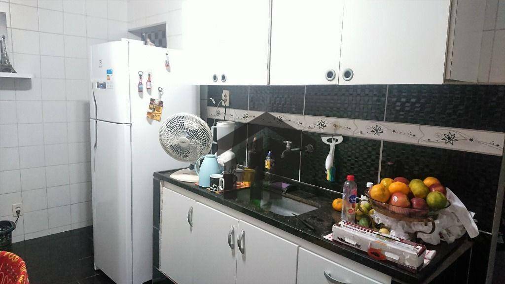 Apartamento à venda com 4 quartos, 70m² - Foto 10