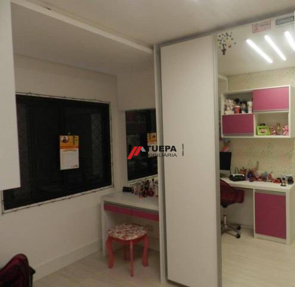 Apartamento à venda com 4 quartos, 240m² - Foto 8